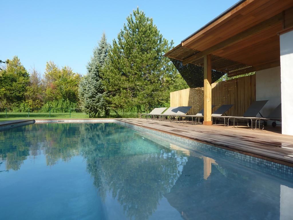 Montjoia Bed & Breakfast L'Isle-sur-la-Sorgue Exterior photo
